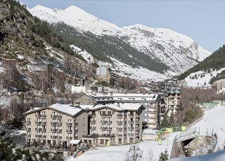 serras_andorra_01 https://skiexplore.com.br/wp-content/uploads/2026/05/serras_andorra_01.jpg